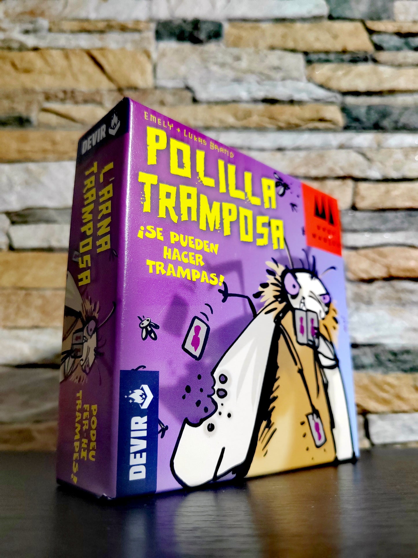 Polilla tramposa